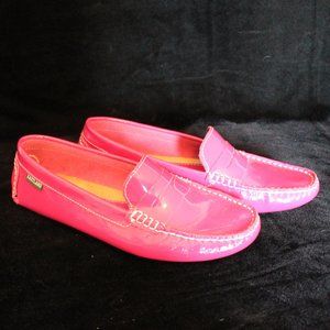 HOT pink eastland shoe